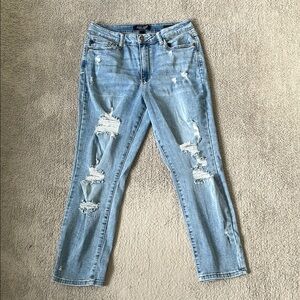 EC Judy Blue Boyfriend Fit Distressed Jeans - Size 9/29